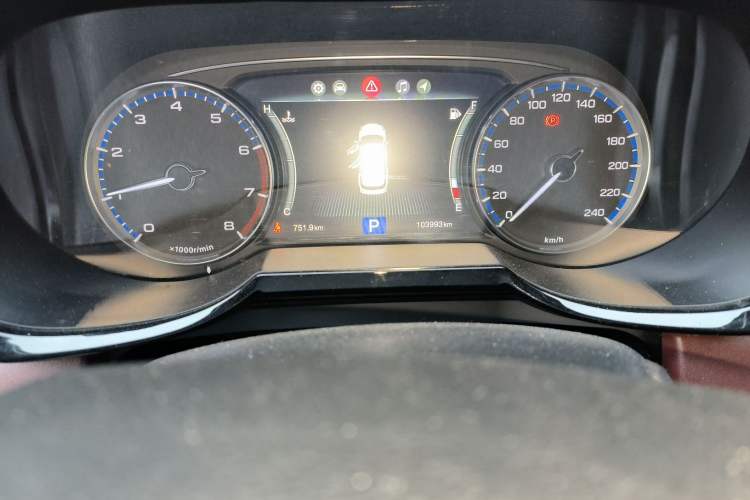 Used GAC Trumpchi GS8 2017 320T Two-Wheel Drive Luxury Smart Connectivity Version (7 Seats)