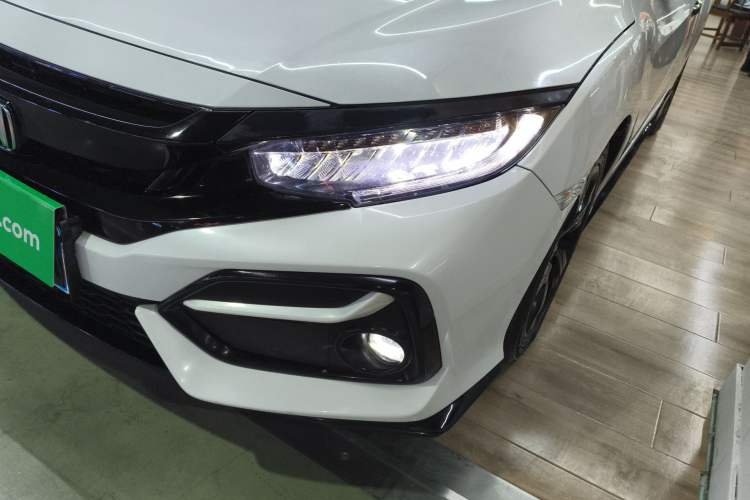 Used Honda Civic 2021 HATCHBACK 220TURBO CVT Trendy Cool Edition
