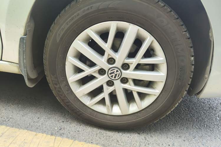 Used Volkswagen Santana 2015 1.6L Manual Fashion Edition
