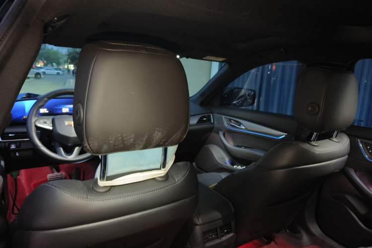 Used Cadillac CT5 2024 28T Luxury Pro Trim Headliner