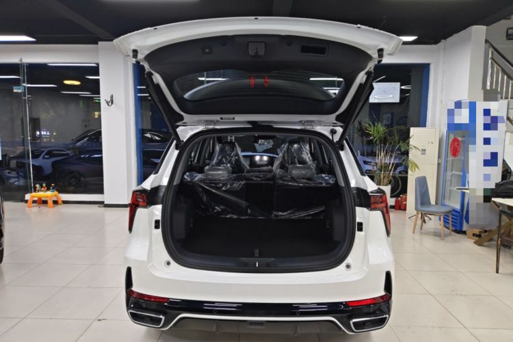 Used CHANGAN CS75 PLUS 2026 Model, Smart Champion Edition 1.5T New Blue Whale Smart Navigation Version Trunk