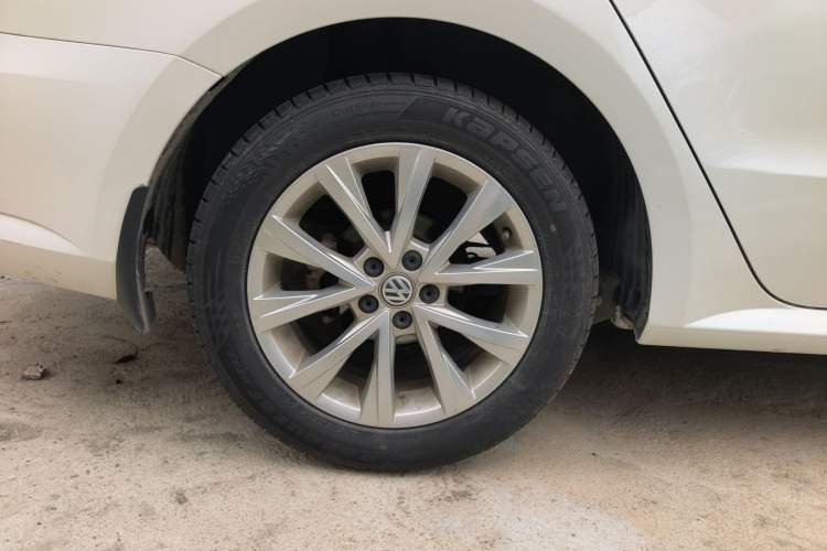 Used Volkswagen Lavida 2017 1.6L Automatic Comfort Edition