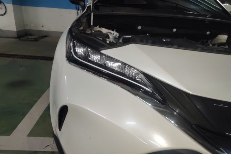 Used Toyota Harrier 2022 2.0L CVT Two-Wheel Drive Luxury Edition