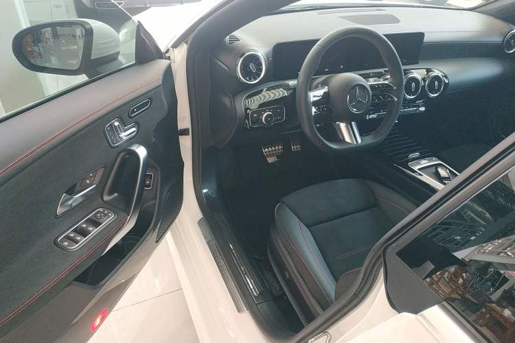Used Mercedes-Benz CLA 2024 CLA 200 Driver Seat
