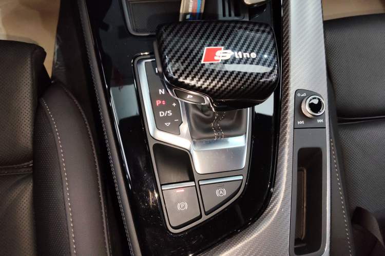 Used Audi A4L 2024 40 TFSI quattro RS Performance Package
