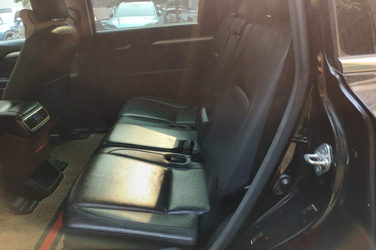 Used Toyota Highlander 2017 2.0T Two-Wheel Drive Luxury Edition 7 Seats