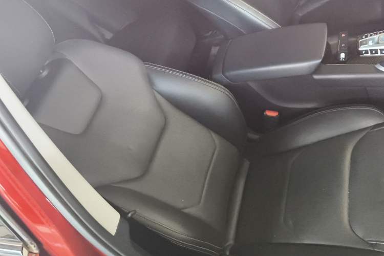 Used BYD Song Pro 2019 1.5T Automatic Prestige Model
