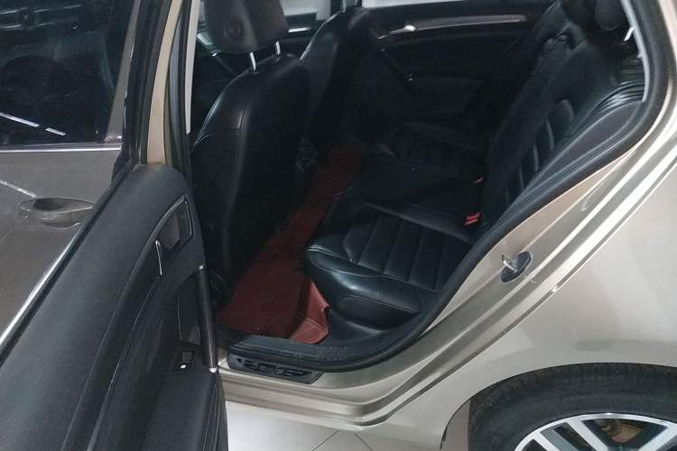 Used Volkswagen Golf 2016 230TSI Automatic Luxury Version