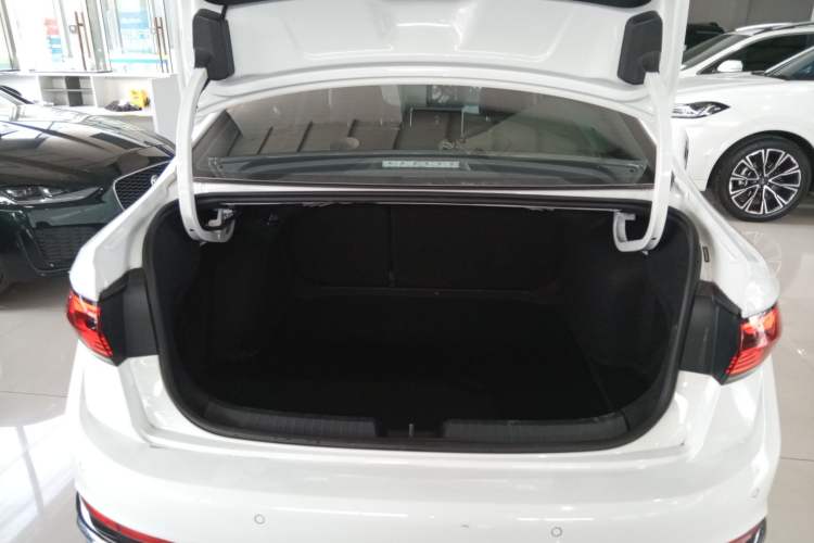 Used Volkswagen Sagitar 2023 300TSI DSG Excellence Edition Trunk