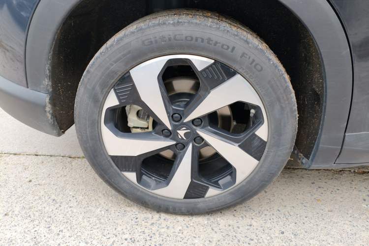 Used ARCFOX Alpha T5 2025 520 PRO
