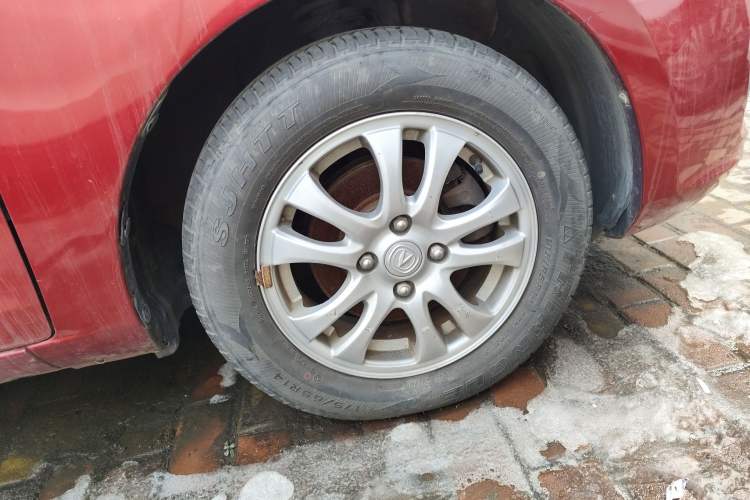 Used Changan Alsvin V3 2012 1.3L Manual Luxury Version China IV Standard