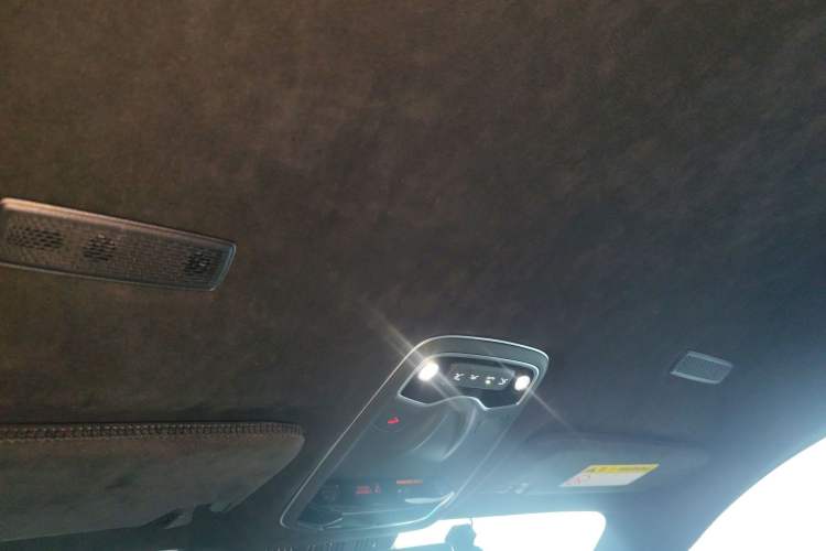 Used Lotus EMIRA 2021 2.0T DCT First Edition
