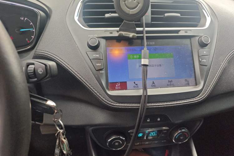 Used Ford Escort 2017 Happiness Edition 1.5L Automatic Fashion Version Audio And AC Panel