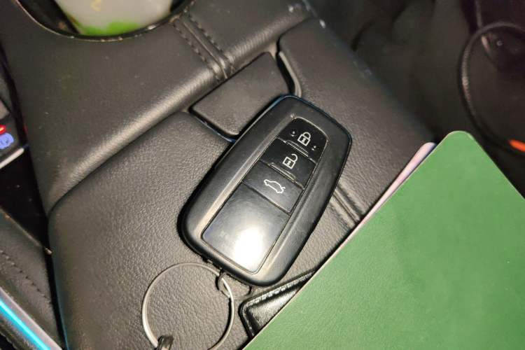 Used Toyota Avalon 2022 2.0L Luxury Edition
