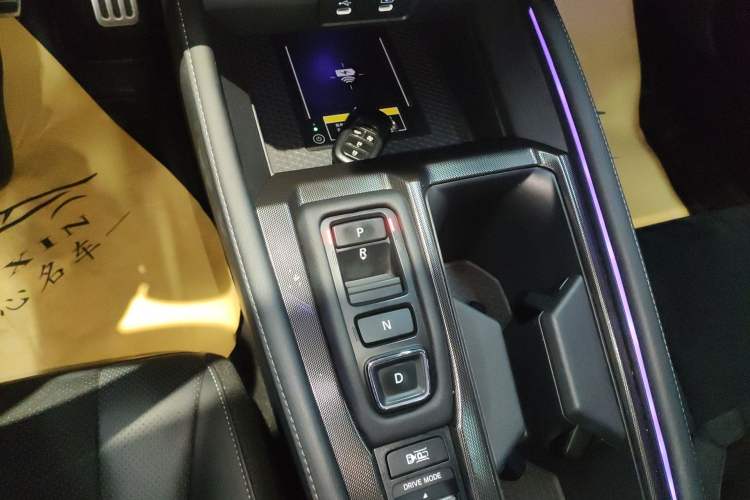 Used Honda Accord New Energy 2023 2.0L ePHEV Flagship Edition Gear Lever