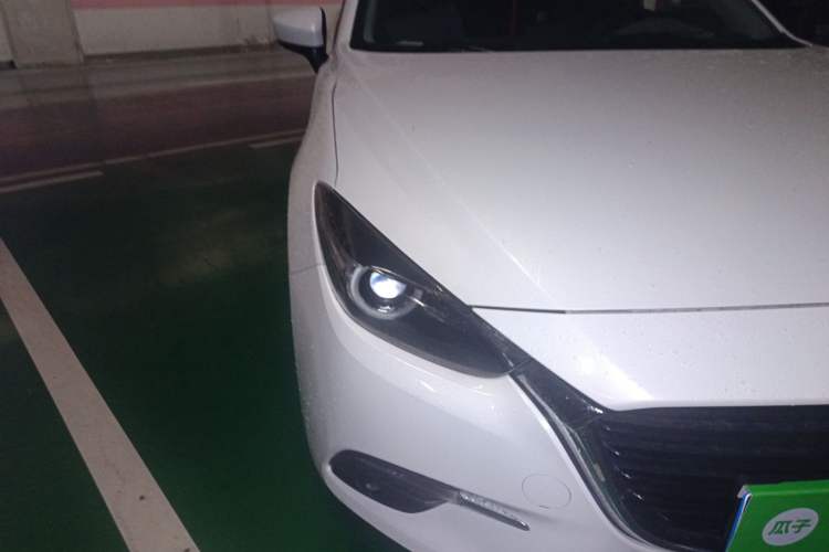 Used Mazda Mazda 3 Axela 2017 Sedan 2.0L Automatic Prestige Model China V Standard
