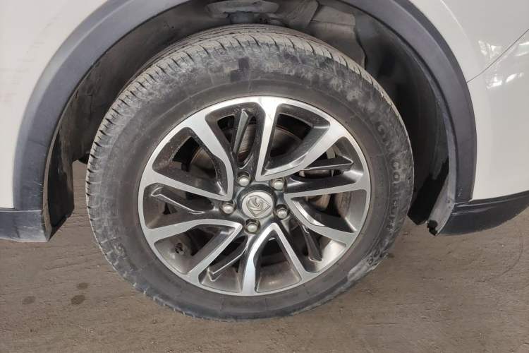 Used Baojun 730 2019 1.5L Manual Fashion Model 7-seater China VI