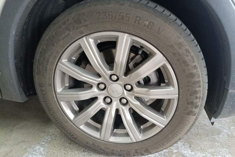 Used Cadillac XT4 2021 28T Two-Wheel Drive Leading Version
