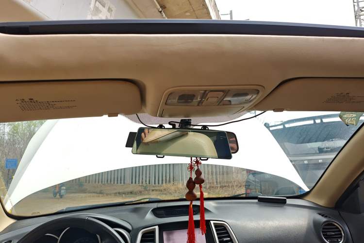 Used CHANGAN Eado 2015 1.6L Manual Luxury Model China IV Standard