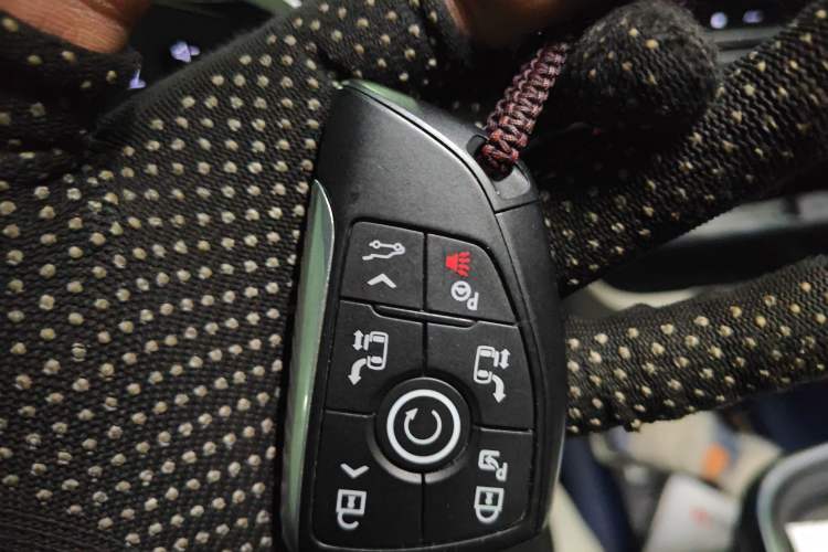 Used Buick Century 2023 2.0T Six-Seater Yinshi Edition