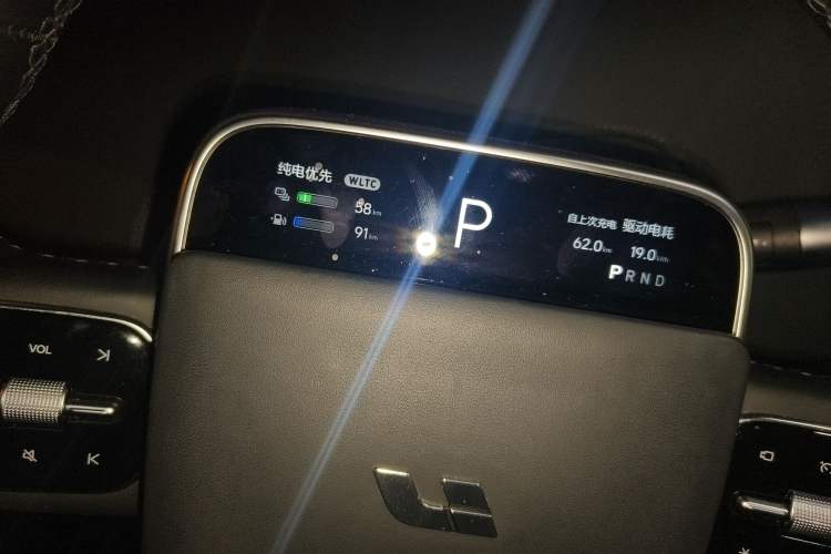 Used Li Auto L8 2023 Pro Model