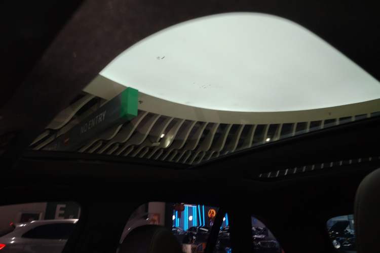 Used Mercedes-Benz GLC 2016 GLC 200 4MATIC Headliner