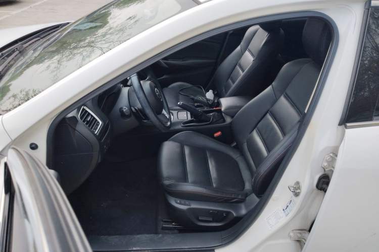 Used Mazda Atenza 2014 2.5L Blue Sky Prestige Edition Left Front Seat