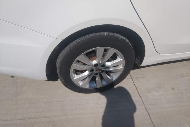 Used Roewe 360 2018 PLUS 1.5L Manual Luxury Edition