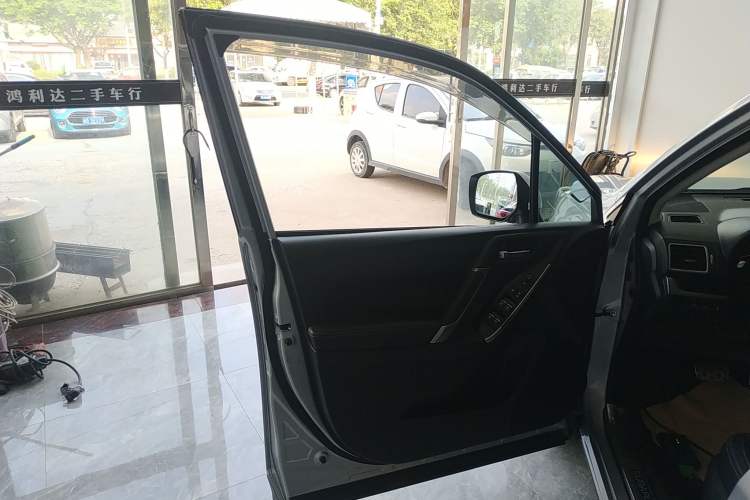 Used Subaru Forester 2016 2.0i Fashion Navigation Edition