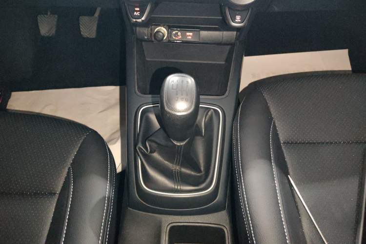 Used Kia K2 2017 Sedan 1.4L Manual Transmission GLS
