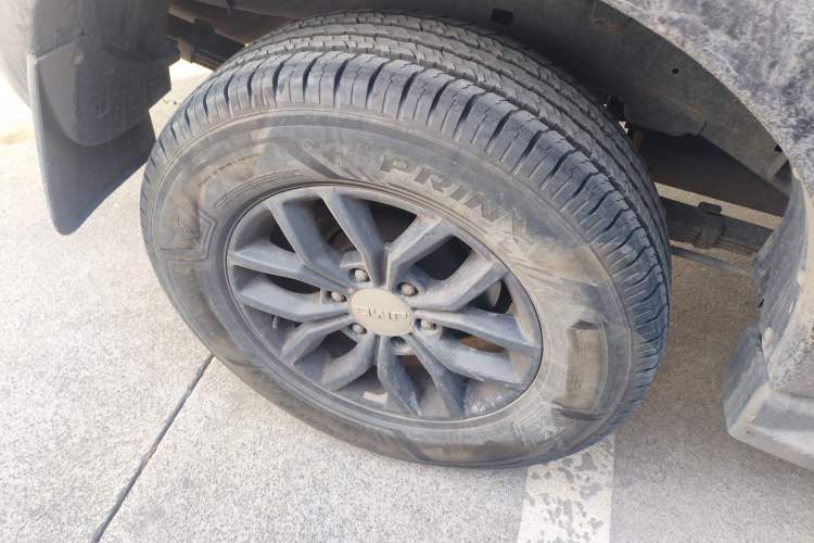 Used JMC Yuhu 7 2020 2.0T Diesel Automatic 4x4 Comfort Edition Long Wheelbase China VI Emission Standard JX4D20A6L