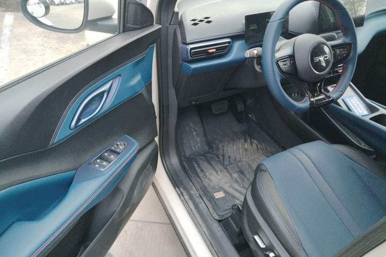 Used BYD Seagull 2025 Model Smart Drive Version 405km Free-Spirited Version Interior 3