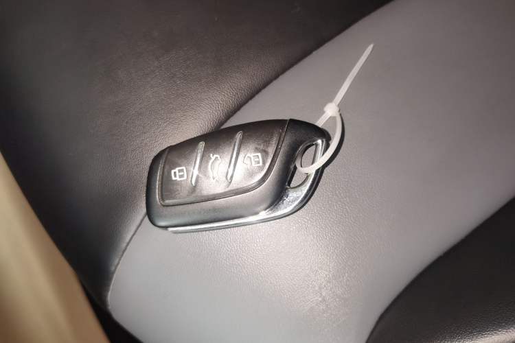 Used Roewe Clever 2022 311km QiQi BoBo Edition Interior 1