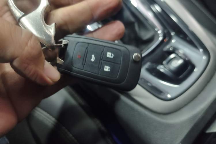 Used Chevrolet Malibu 2017 1.5T Automatic Luxury Edition Vehicle Key