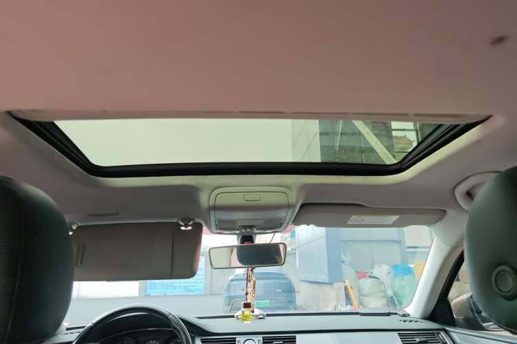 Used Volkswagen Passat 2016 330TSI DSG Luxury Edition
