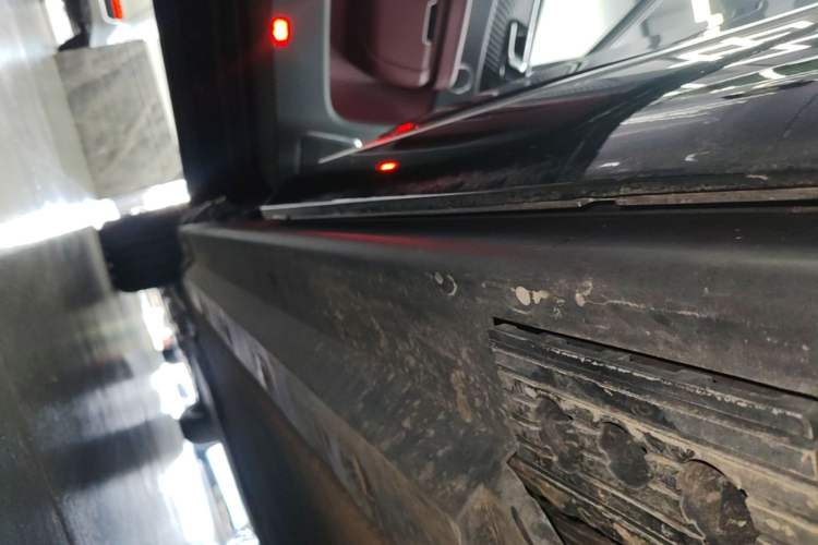 Used Hongqi E-HS9 2021 460 km Range Flagship Edition Six-Seater
