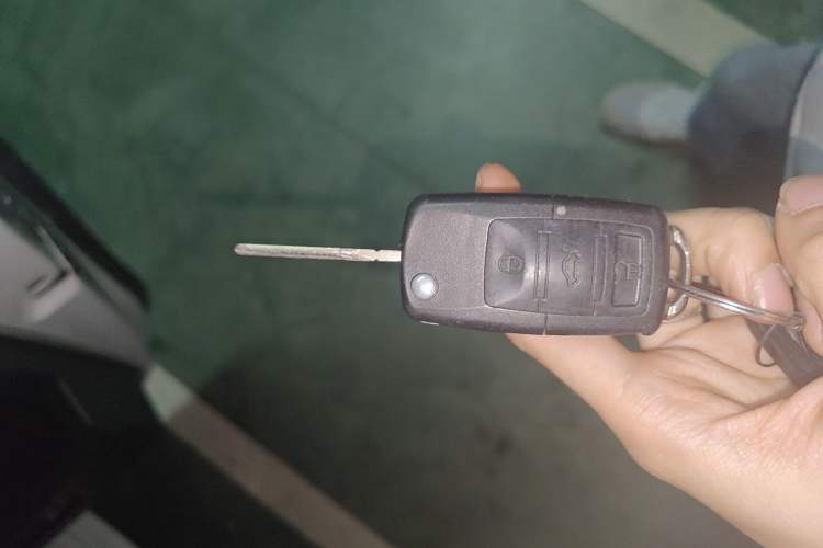 Used Volkswagen Sagitar 2015 230TSI Automatic Comfort Version Vehicle Key