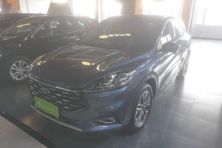 Used Ford Escape 2020 EcoBoost 245 Four-Wheel Drive Luxury Edition