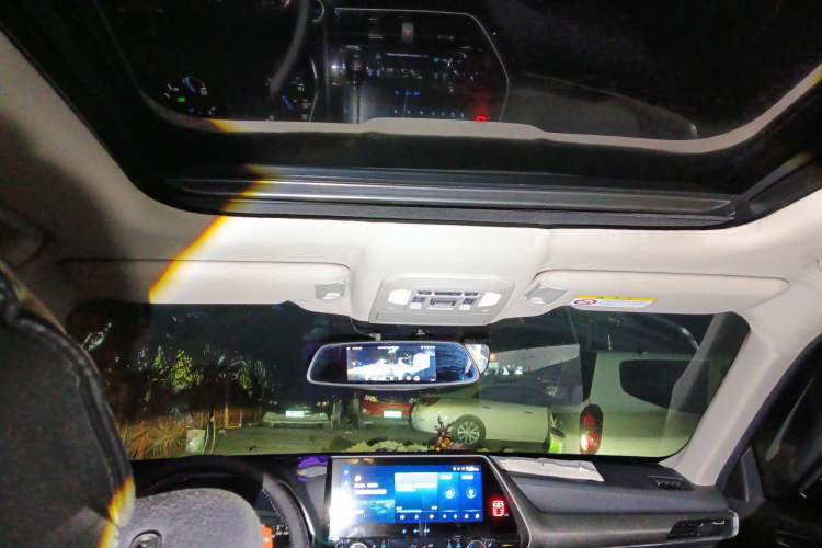 Used Toyota Highlander 2022 Dual-Engine 2.5L Two-Wheel Drive Prestige Edition 7-Seater