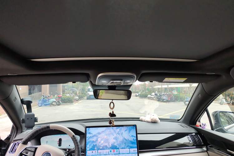 Used BYD Tang New Energy 2024 DM-i Glory Edition 112KM Prestige Model