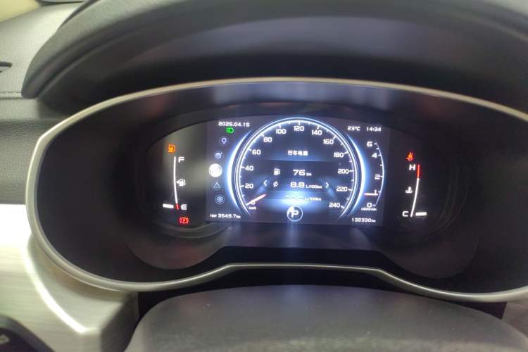 Used Geely Auto Emgrand X7 Sport 2018 1.8TD Automatic Two-Wheel Drive Smart Connect 4G Internet Edition
