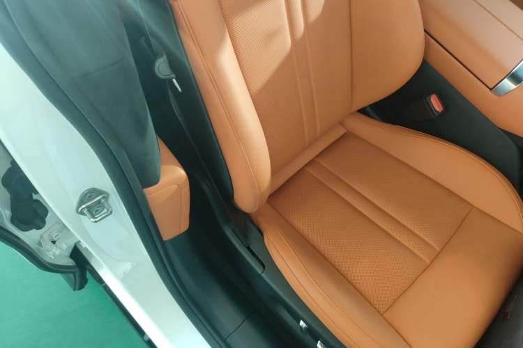 Used Xiaomi Auto YU7 2025 Ultra-Long Range Rear-Wheel Drive Version
