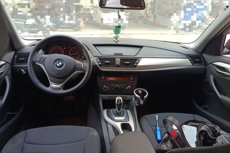 Used BMW X1 2014 sDrive18i Fashion Model Center Console