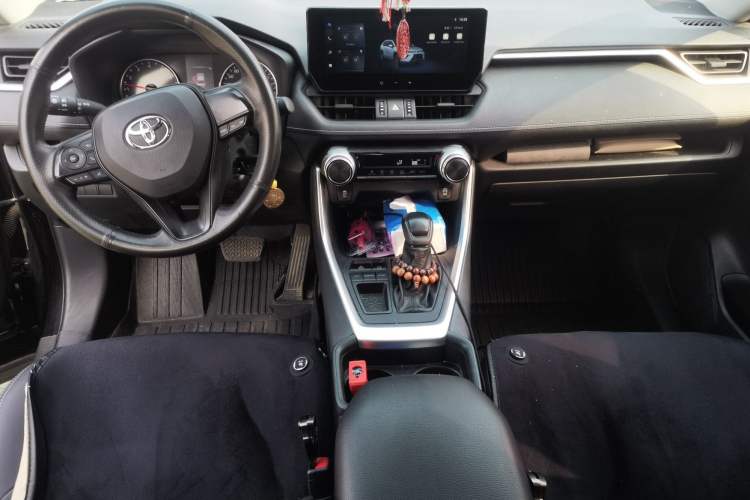 Used Toyota Wildlander 2023 2.0L CVT Two-Wheel Drive Leading Edition