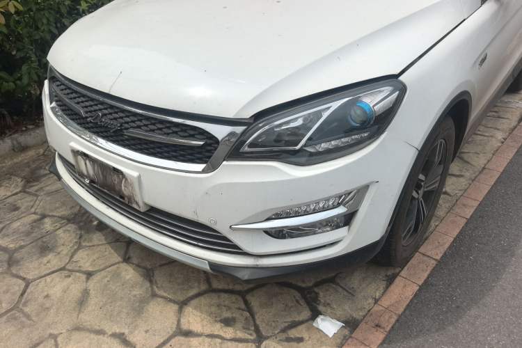 Used Zotye Domy X5 2017 Upgraded Model 1.5T CVT ZhiXian Edition Left Front Headlight