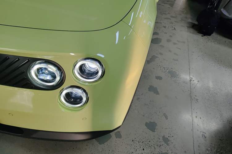 Used firefly firefly 2025 Illuminated Edition
