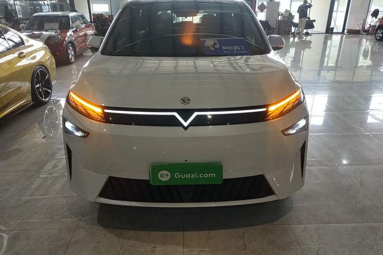 Used Venucia VX6 2023 520 Pro
