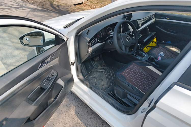 Used Volkswagen Bora 2021 1.5L Automatic Fashionable Smart Connectivity Version
