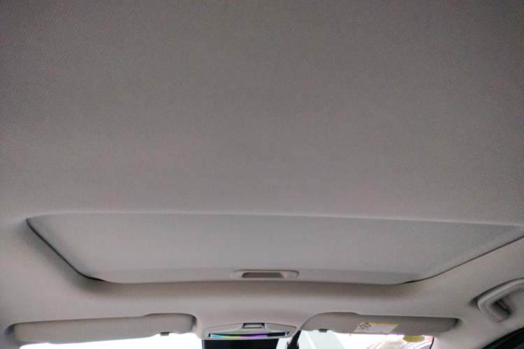 Used Geometry E Firefly 2024 401 km Fluorescent