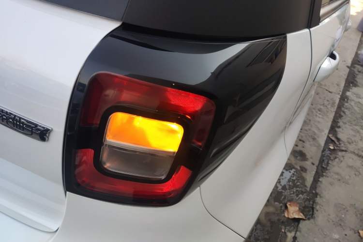 Used JAC Yiwei E10X 2024 Charming Edition 301km Lite